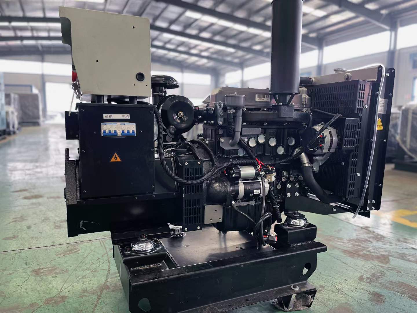 江津如何降低电感性负载对发电机的影响？