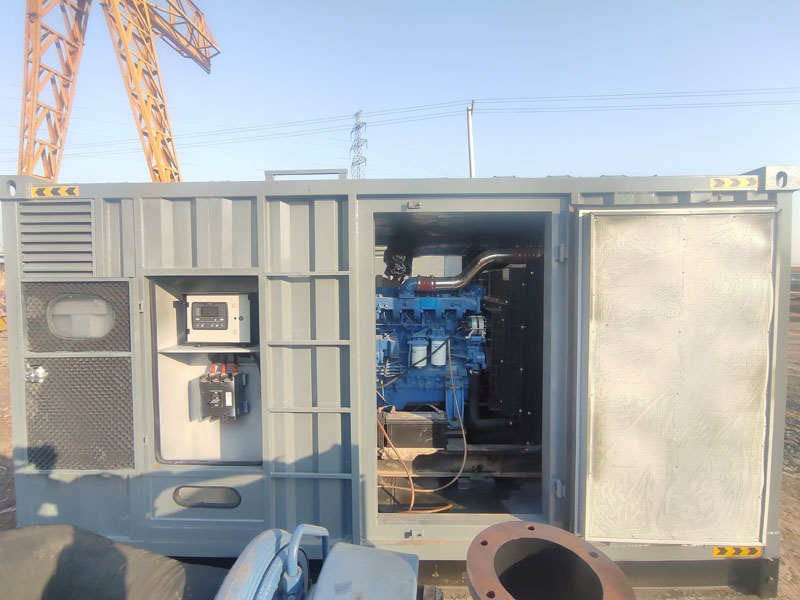 江津柴油发电机组的机油多久更换一次比较合适？